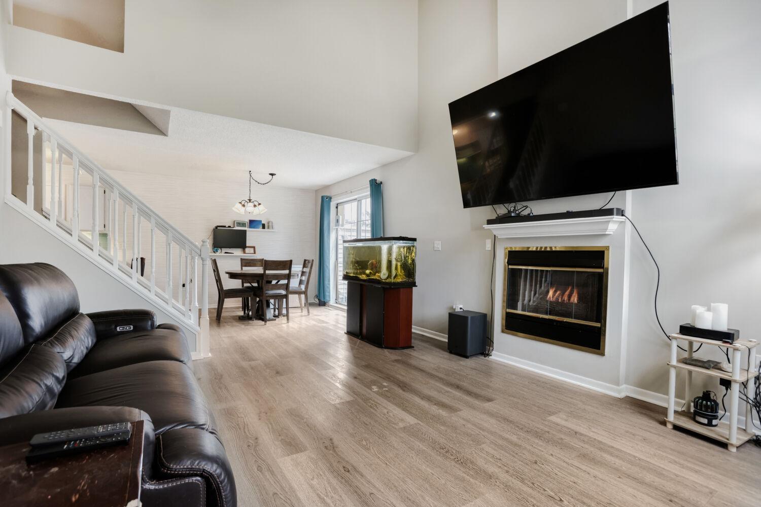 790 County Road F W Unit: 66