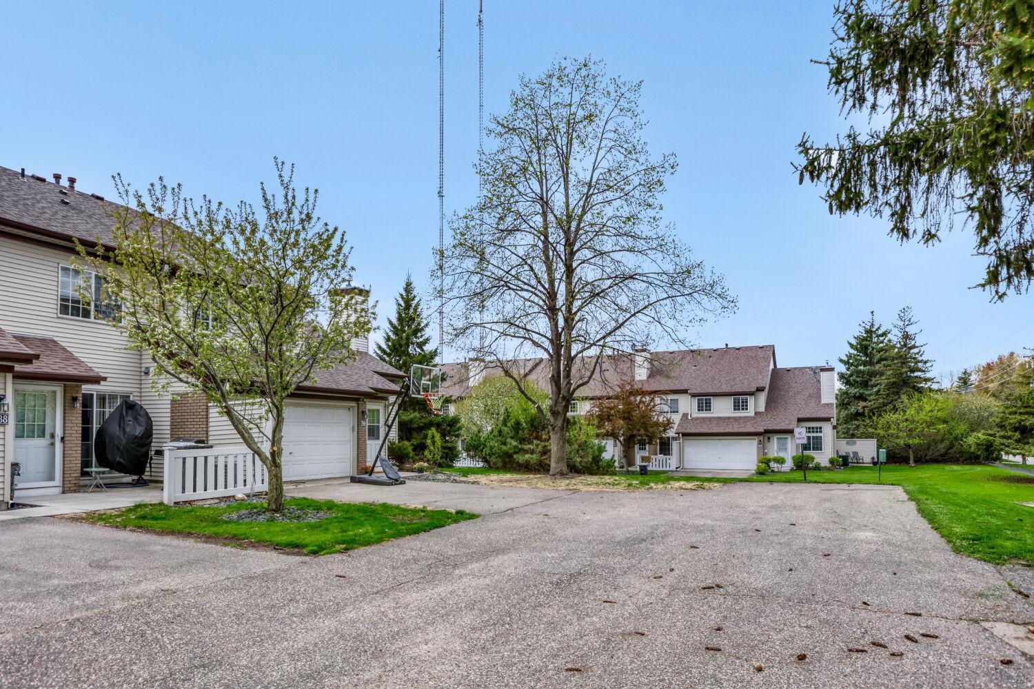 790 County Road F W Unit: 66