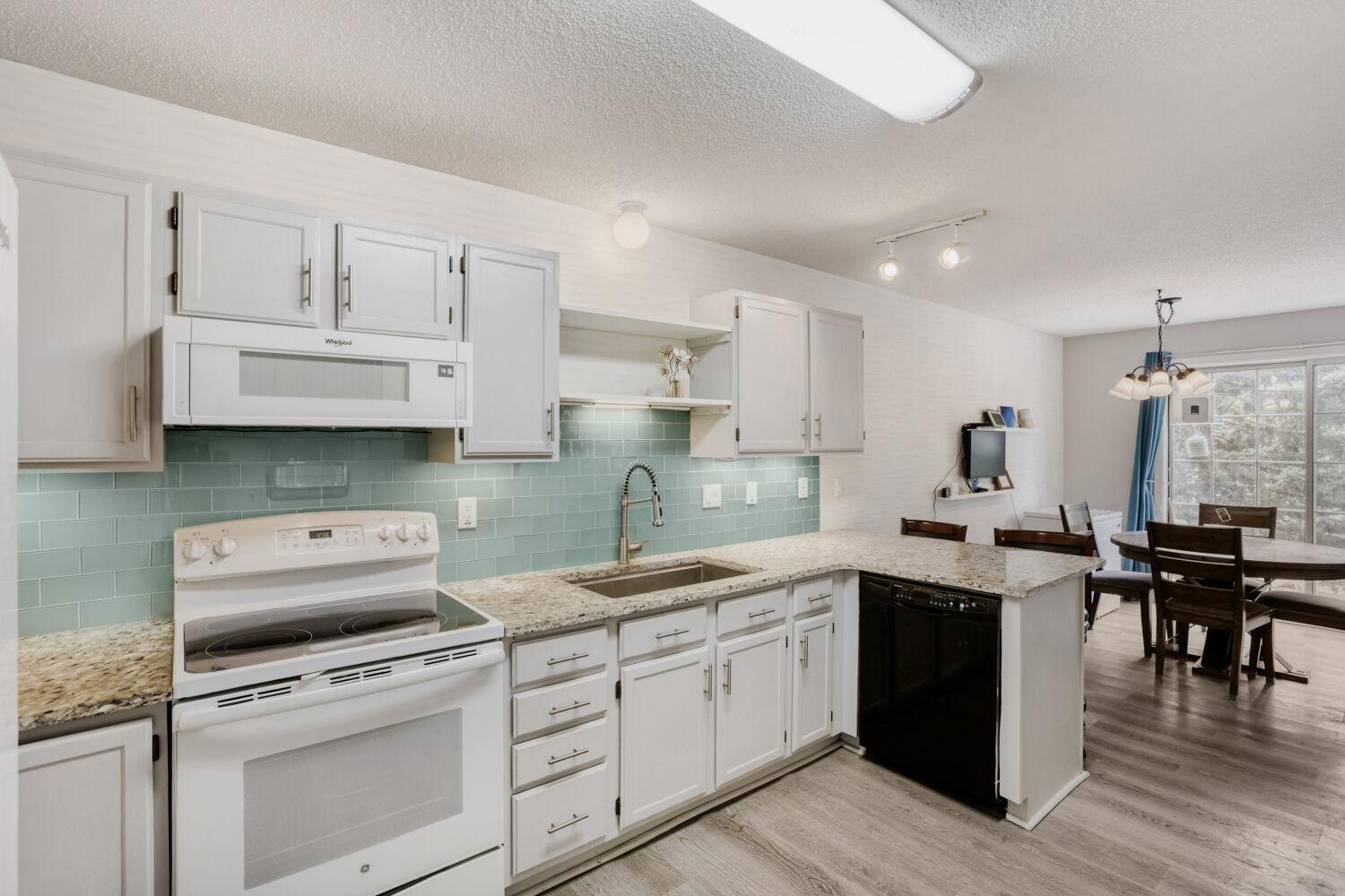 790 County Road F W Unit: 66