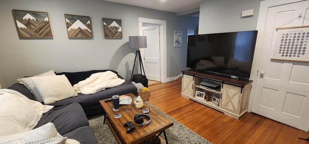 321 Columbia # 1