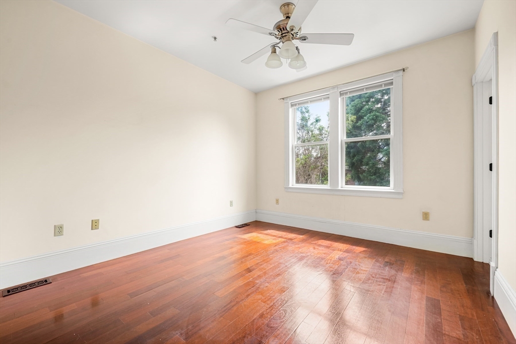 34 Spring St # 1