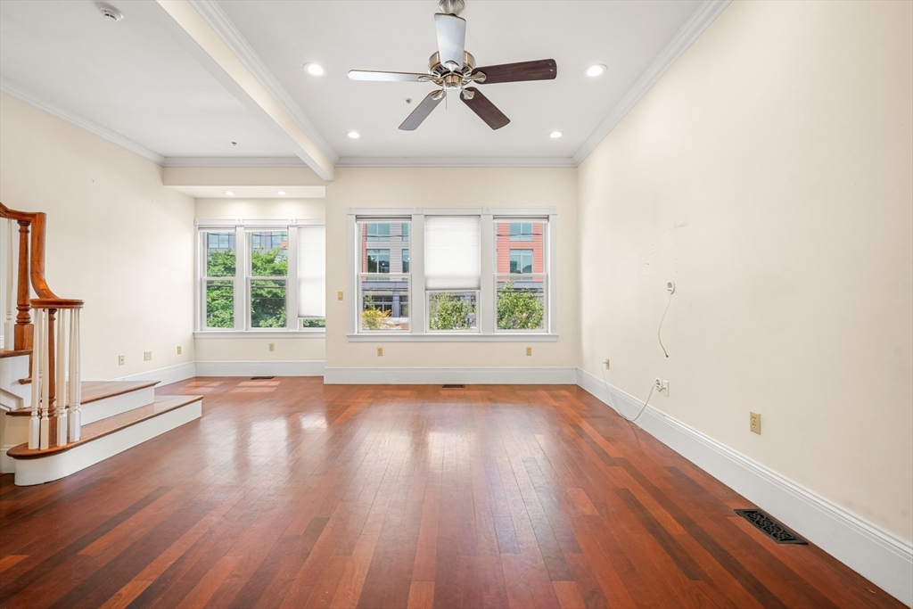 34 Spring St # 1