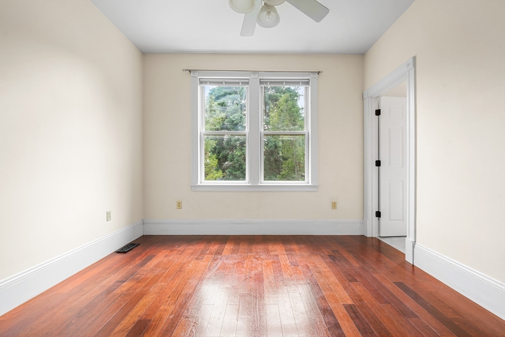 34 Spring St # 1