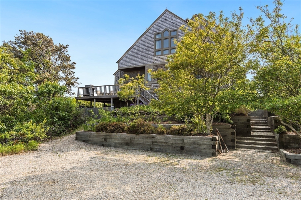 1400 Chequessett Neck Road