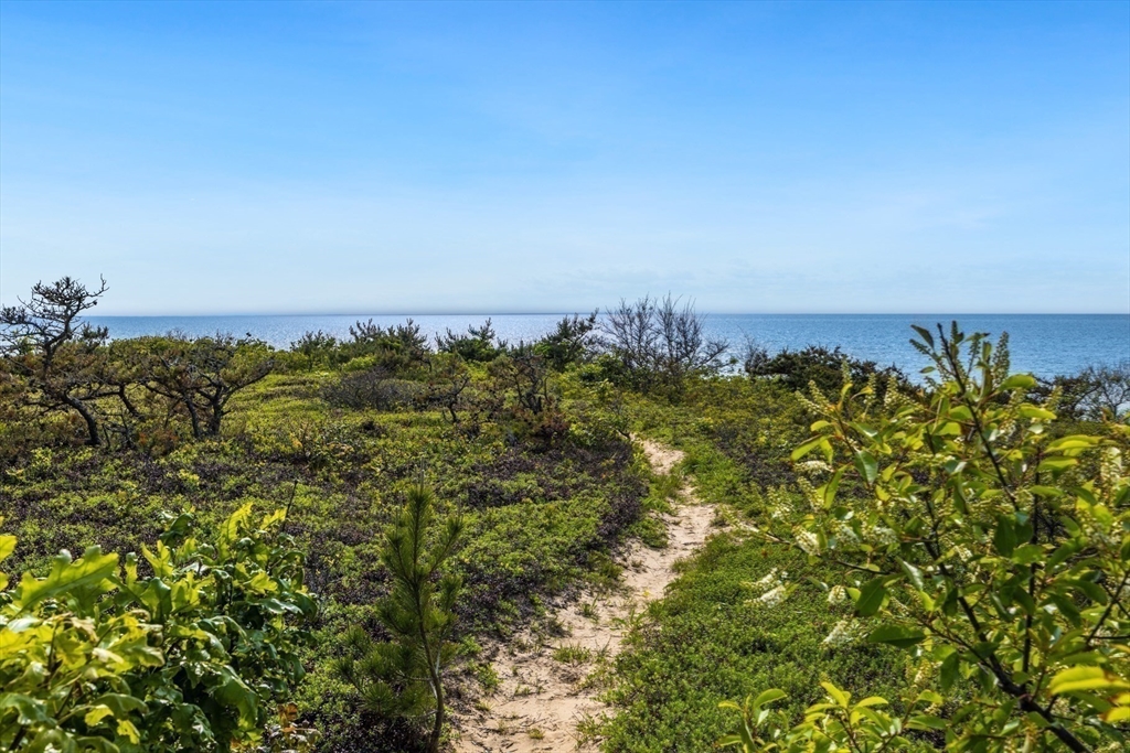 1400 Chequessett Neck Road