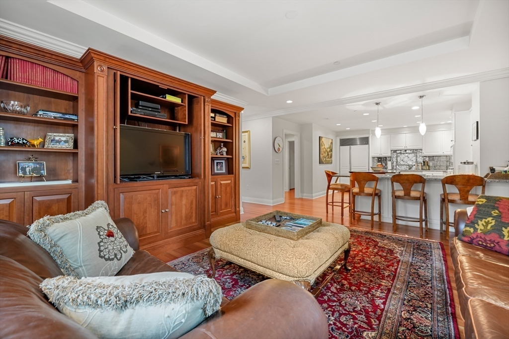 1 Huntington Ave # 603