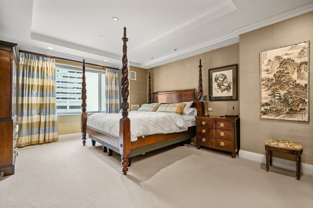 1 Huntington Ave # 603