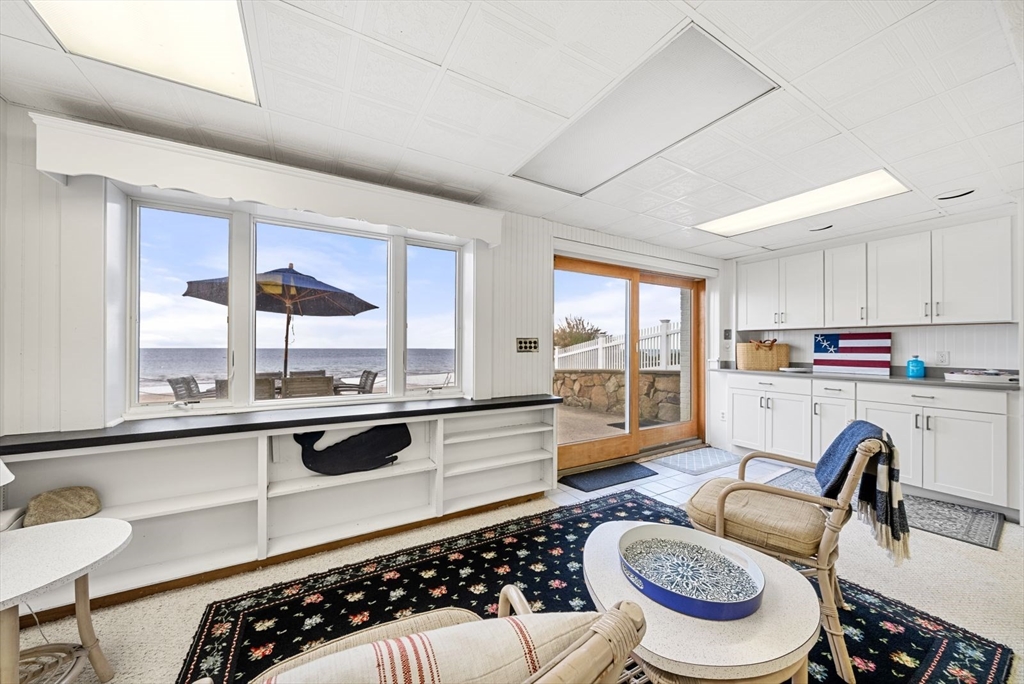 4 Priscilla Beach Rd