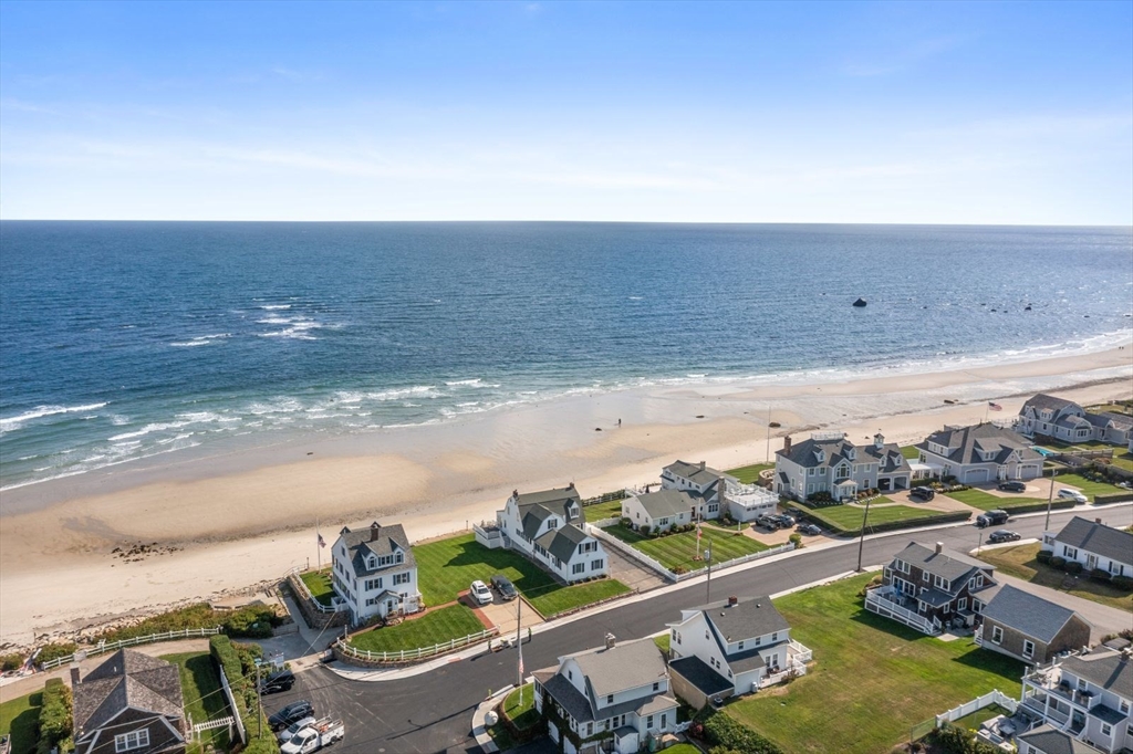 4 Priscilla Beach Rd