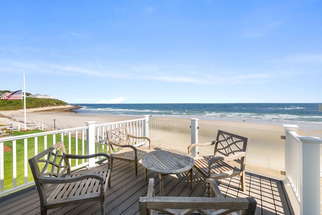 4 Priscilla Beach Rd