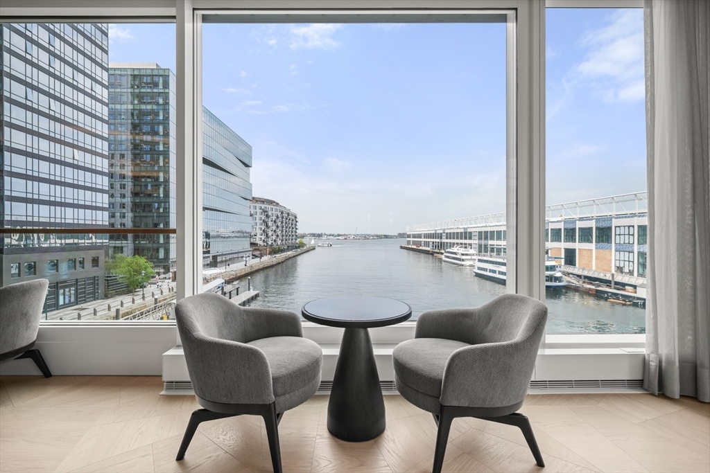 150 Seaport Blvd # 17C