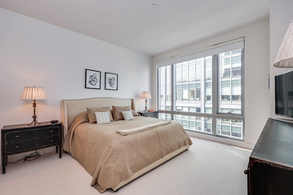 500 Atlantic Ave Unit: PH20L