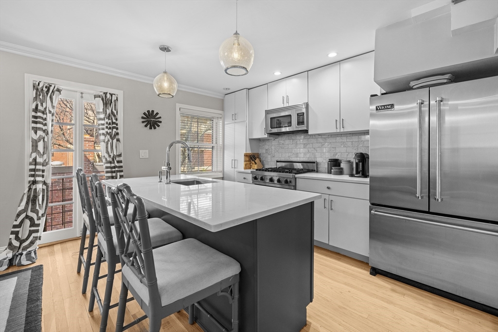 25 Phillips St PH