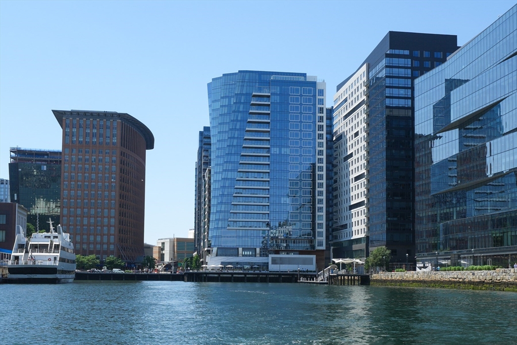 150 Seaport Blvd # 17C