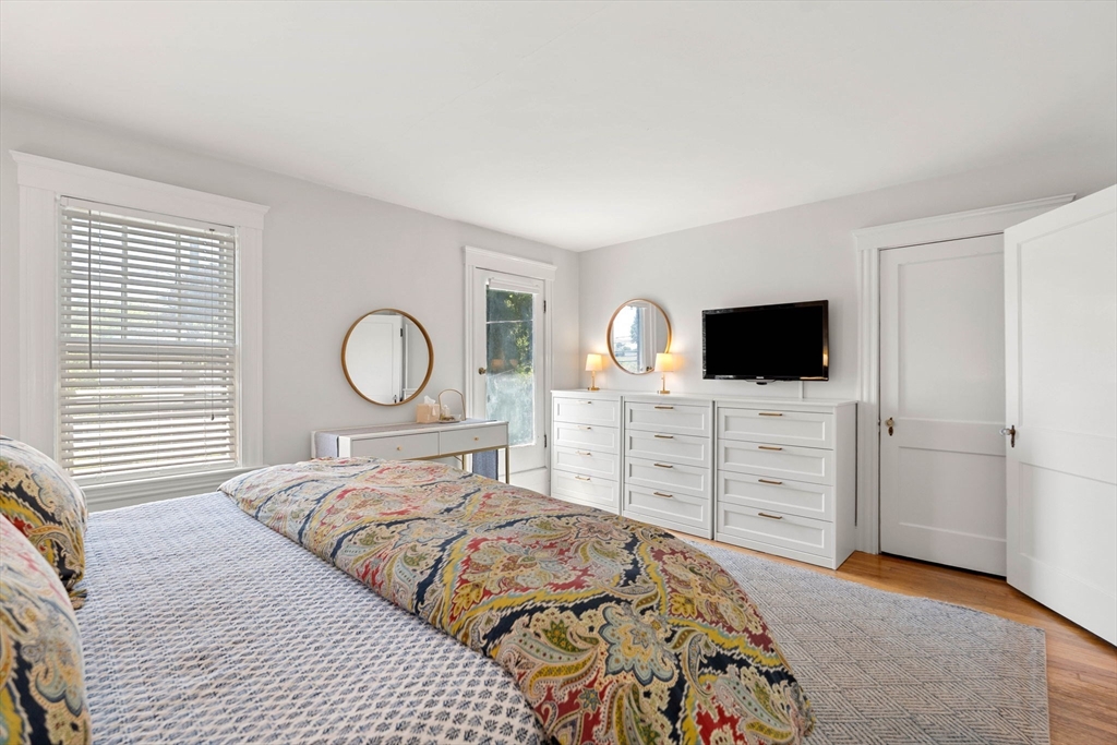 67 Humphrey St # 1