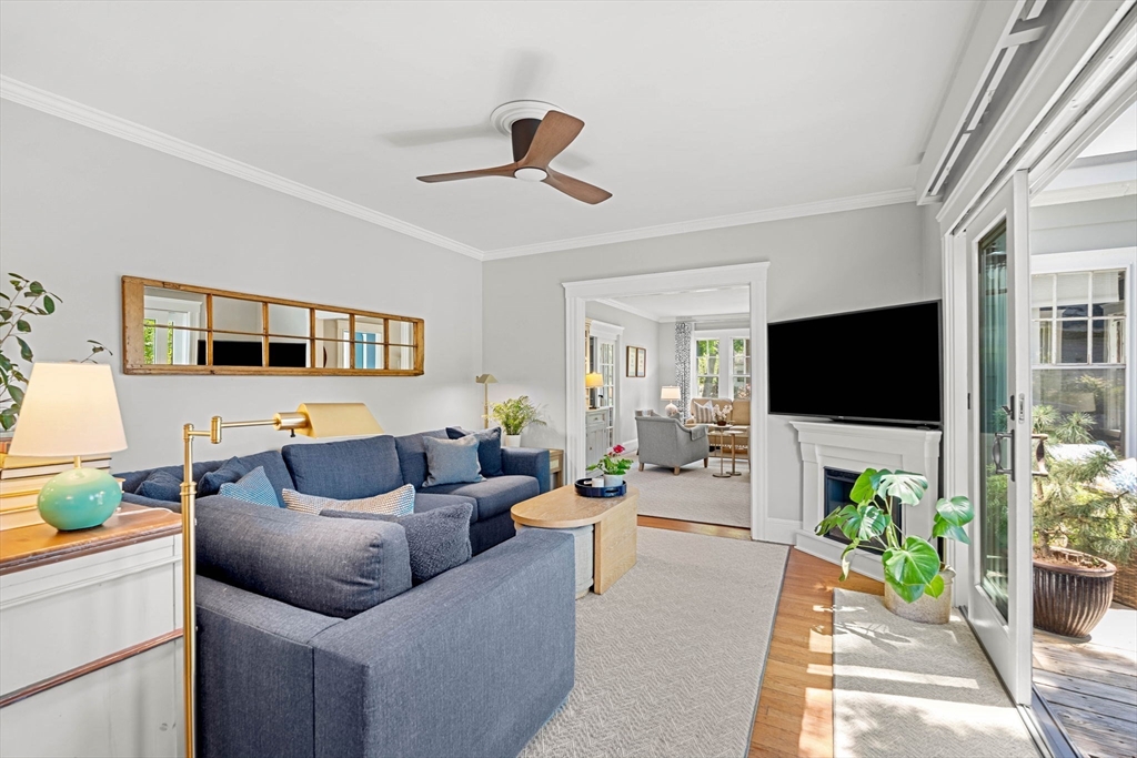 67 Humphrey St # 1