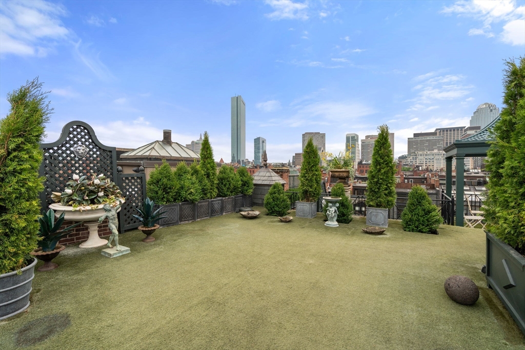 316 Beacon St # 4