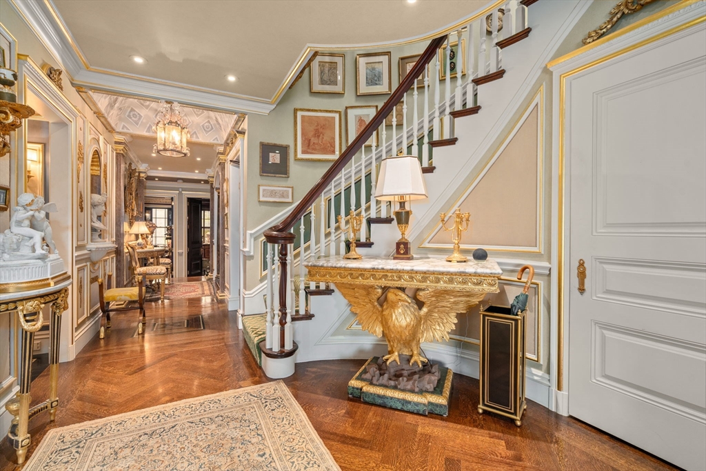 316 Beacon St # 4