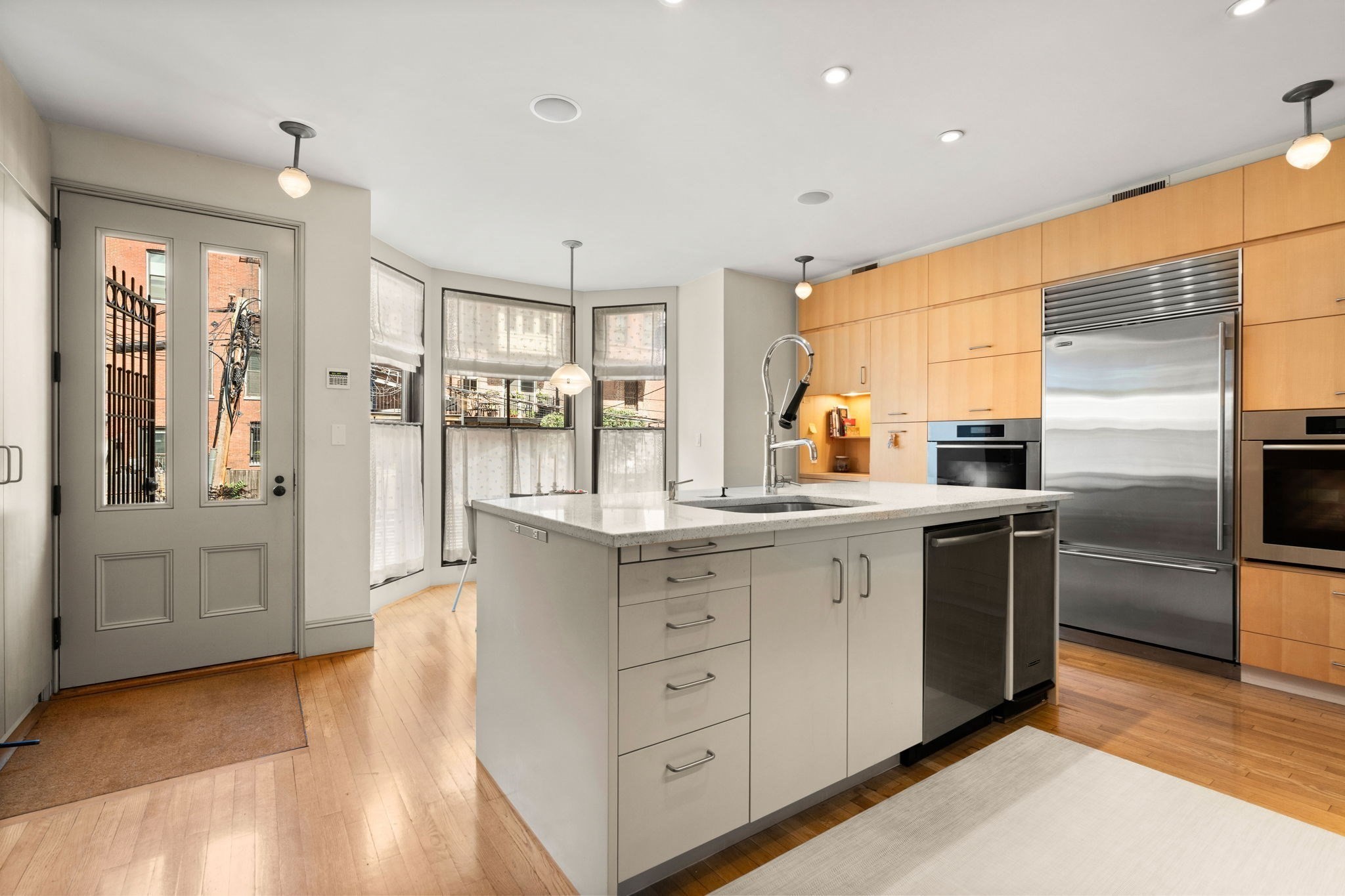 41 Concord Sq