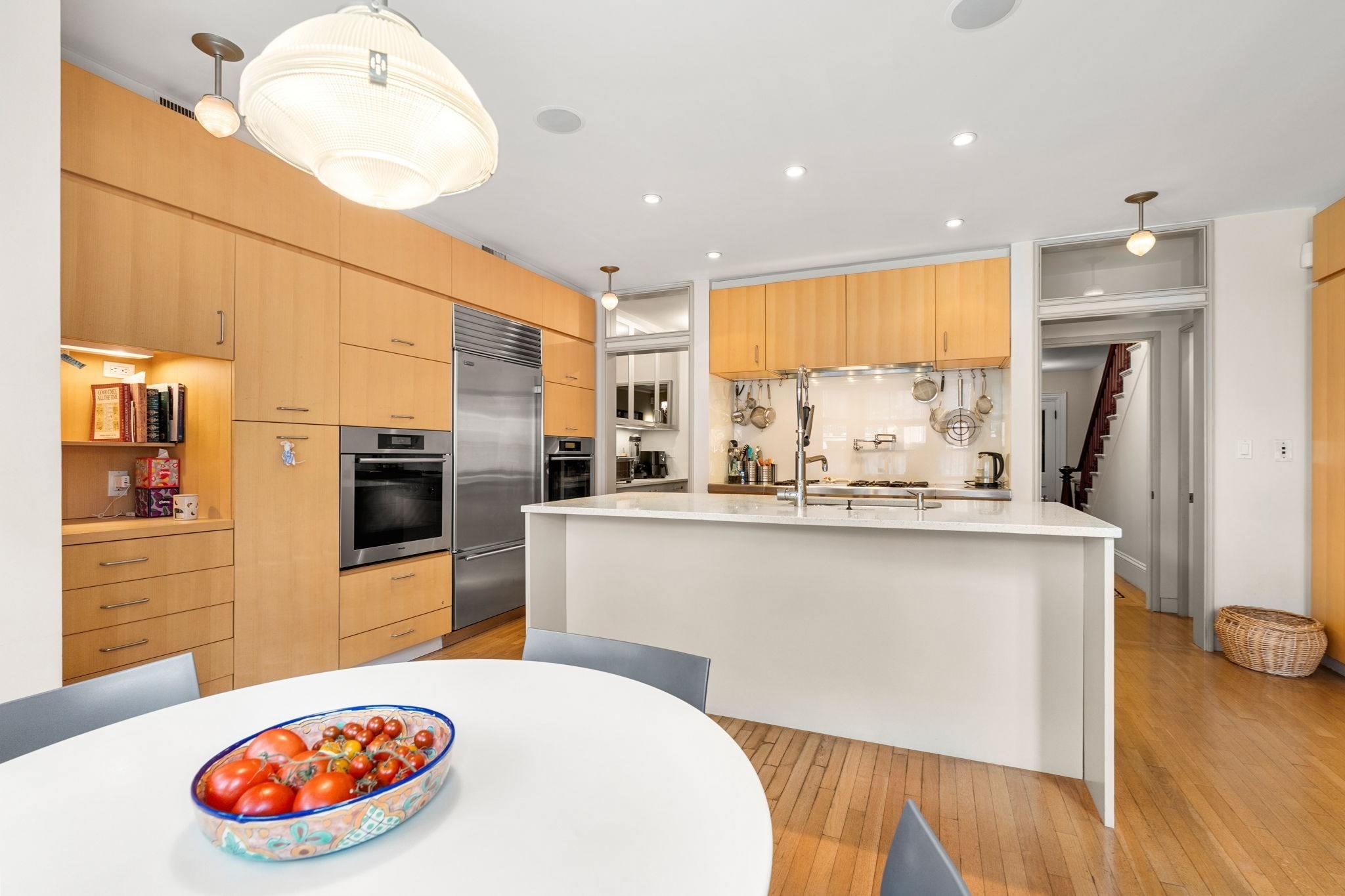 41 Concord Sq