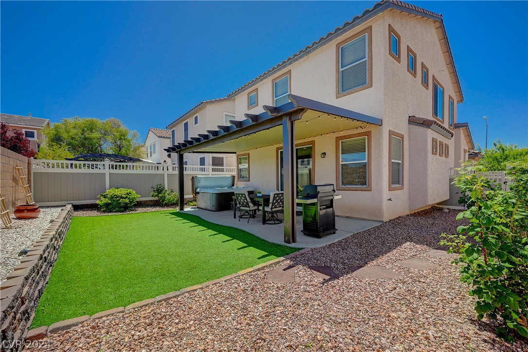 1152 Cactus Rock Street