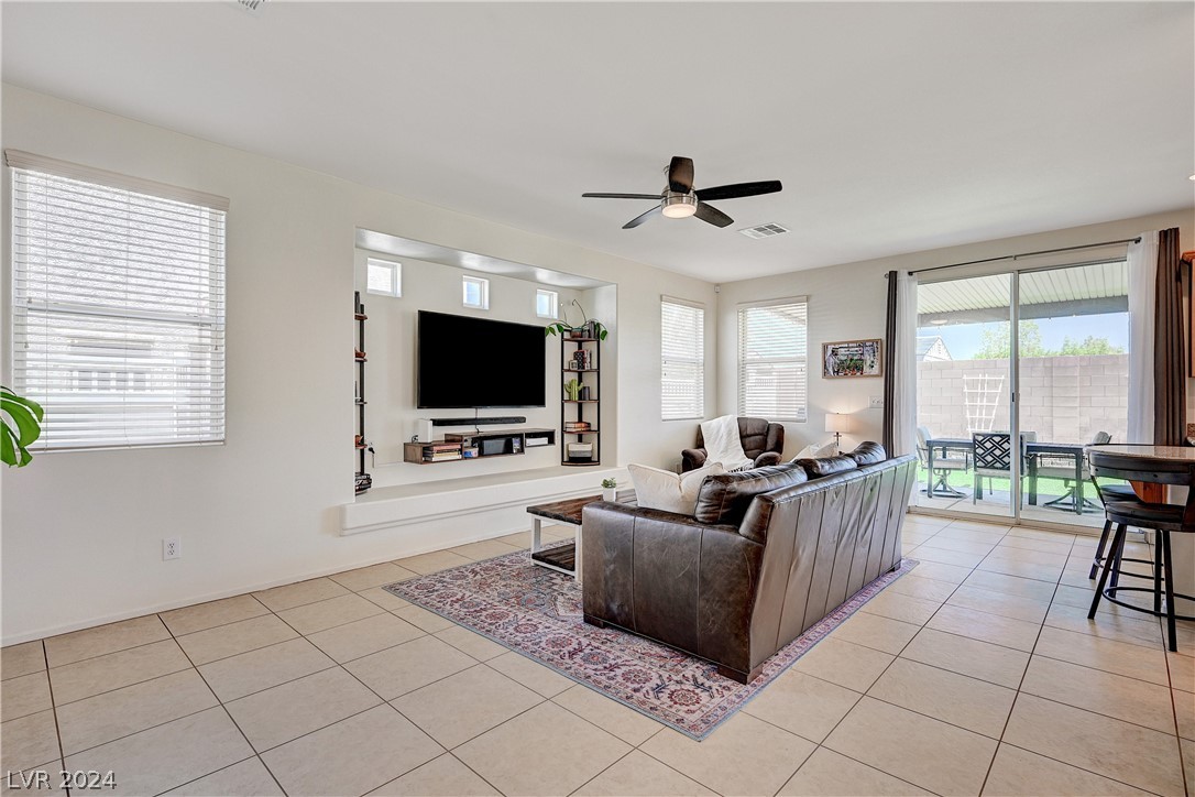 1152 Cactus Rock Street