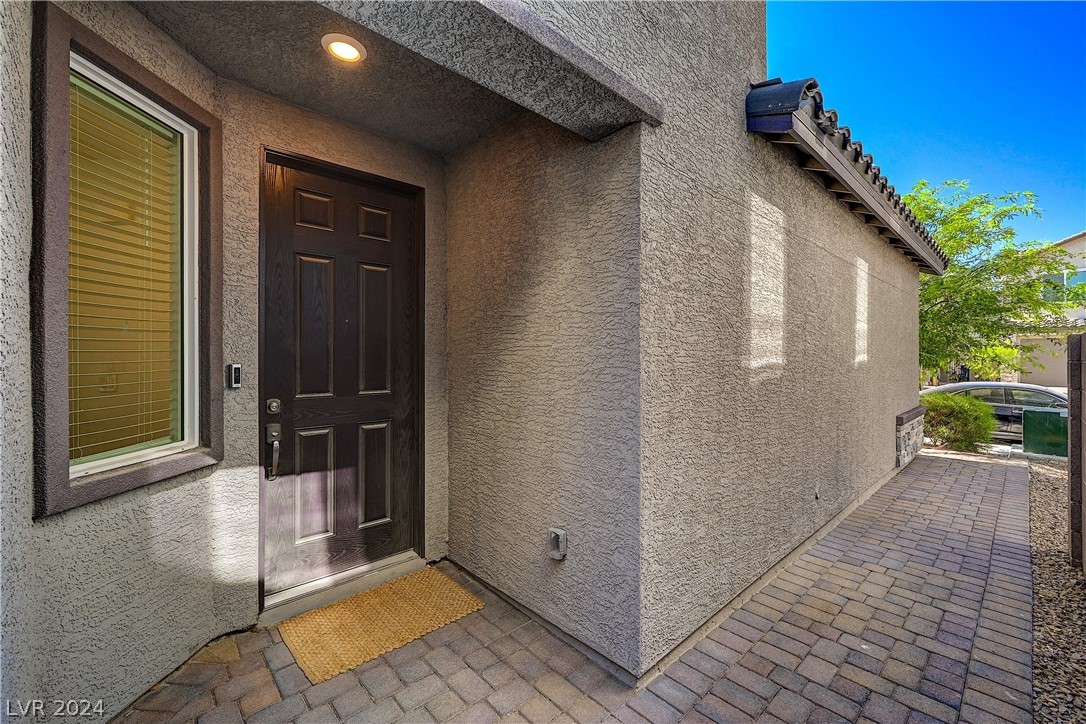 4348 Panoramic View Avenue