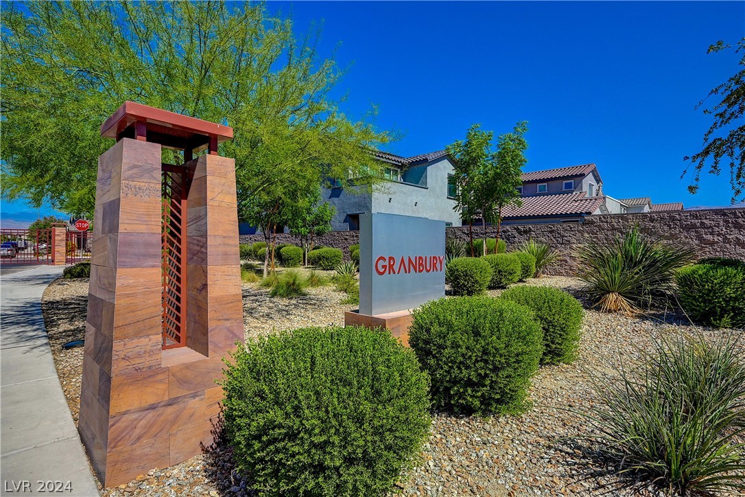 4348 Panoramic View Avenue