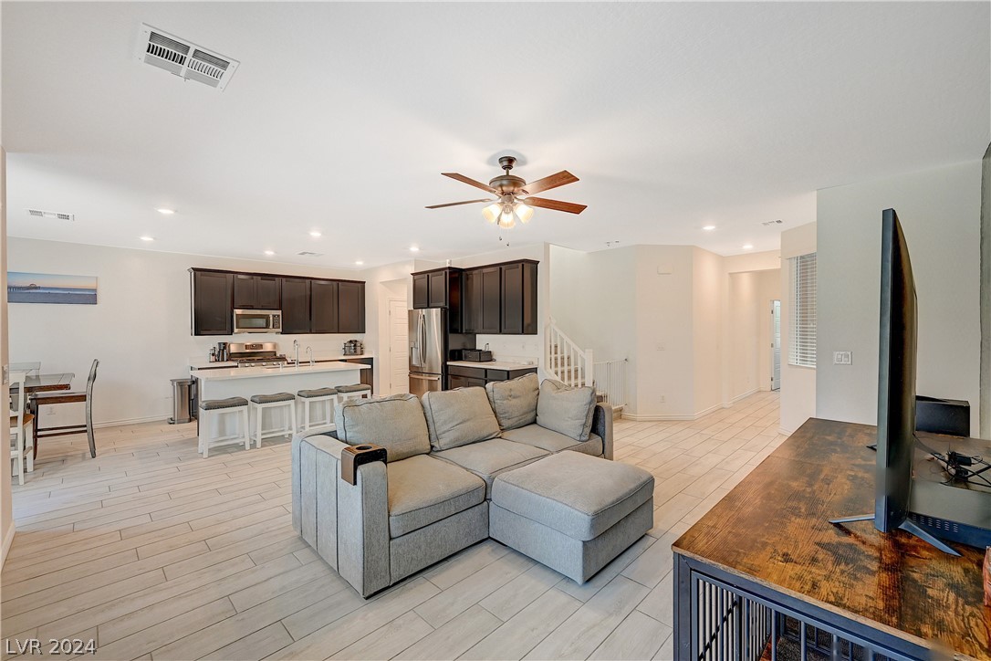 4348 Panoramic View Avenue