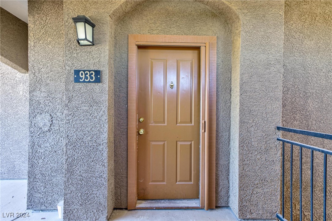 2900 Sunridge Heights Parkway 933