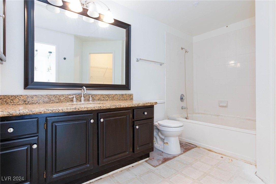 2900 Sunridge Heights Parkway 933