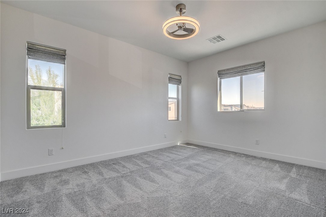 9807 Ravenstone Street