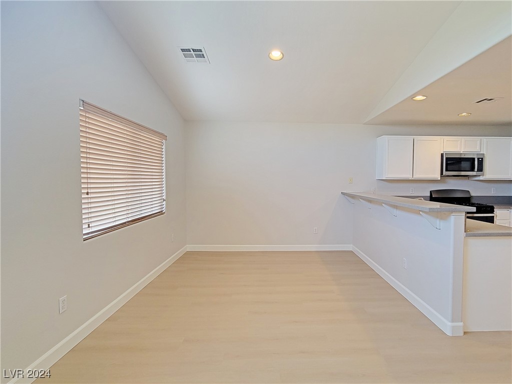 9180 Red Currant Avenue