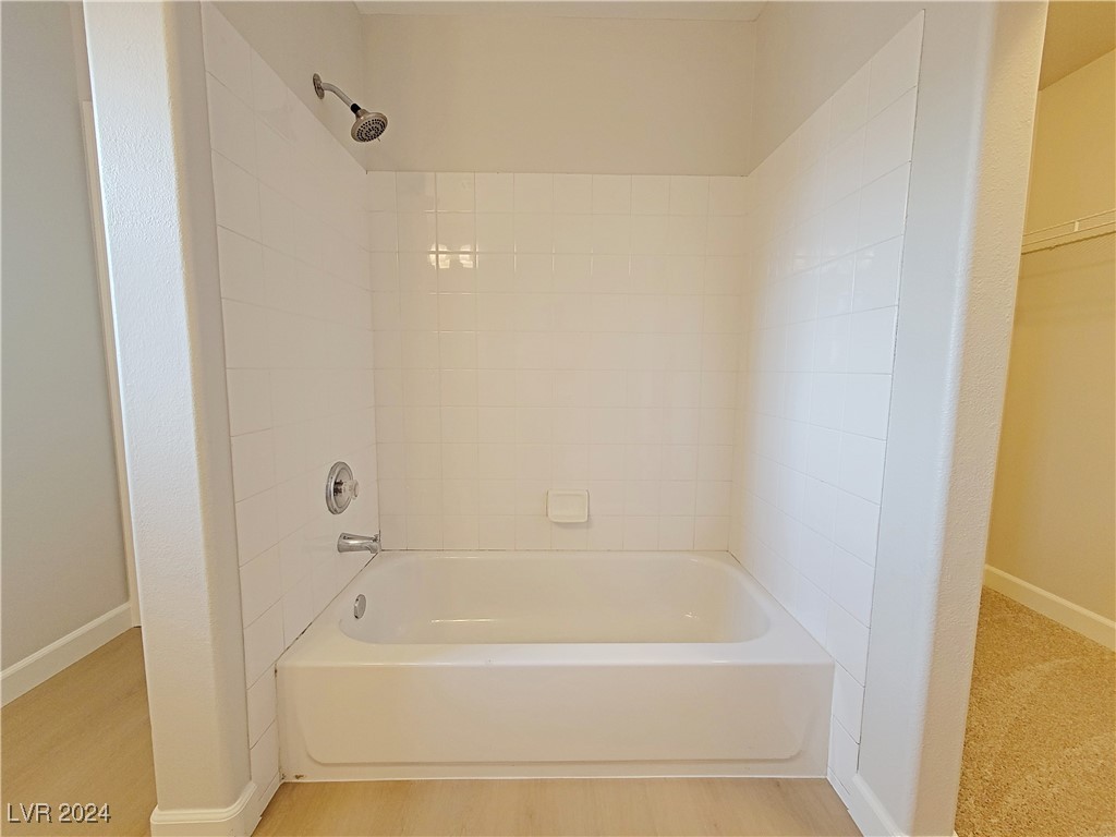 9180 Red Currant Avenue