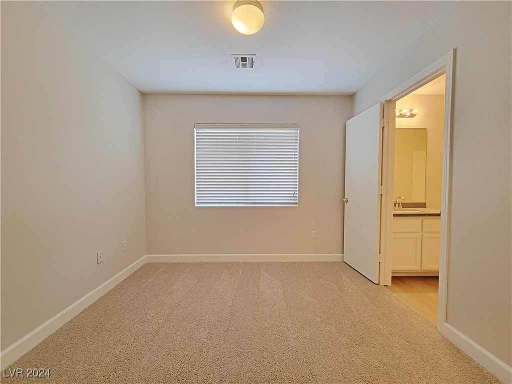 9180 Red Currant Avenue