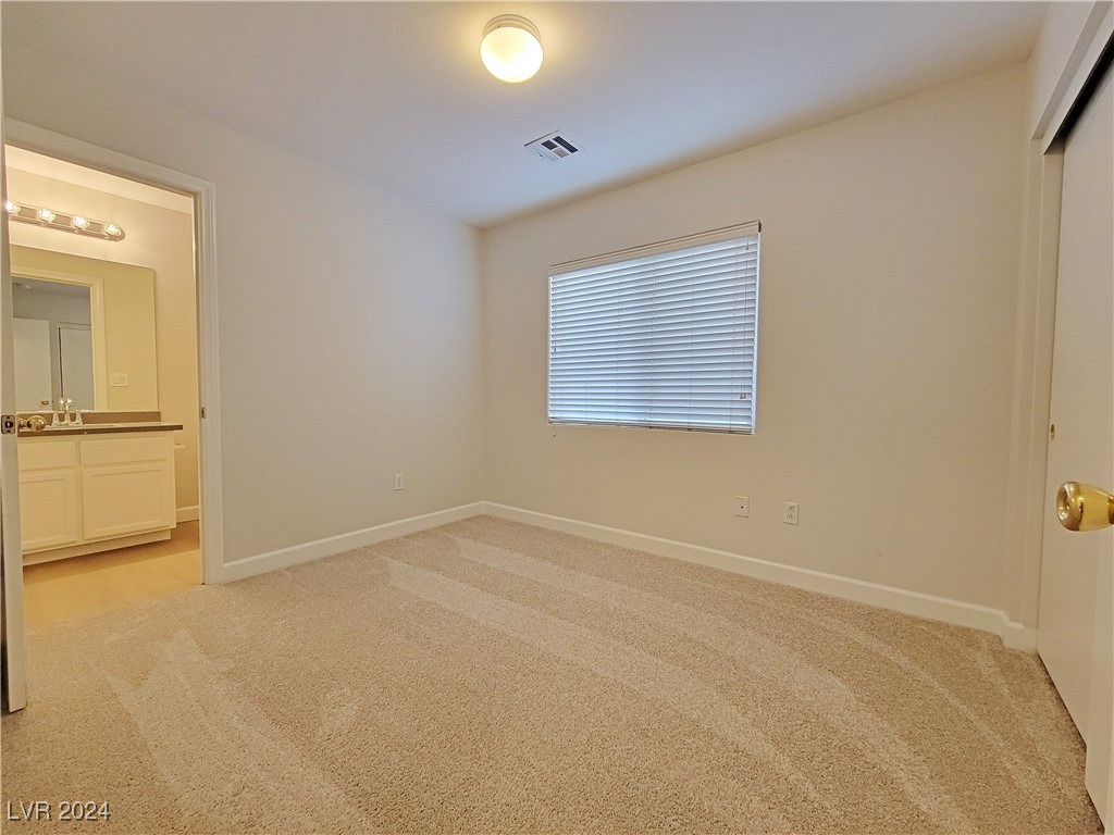 9180 Red Currant Avenue