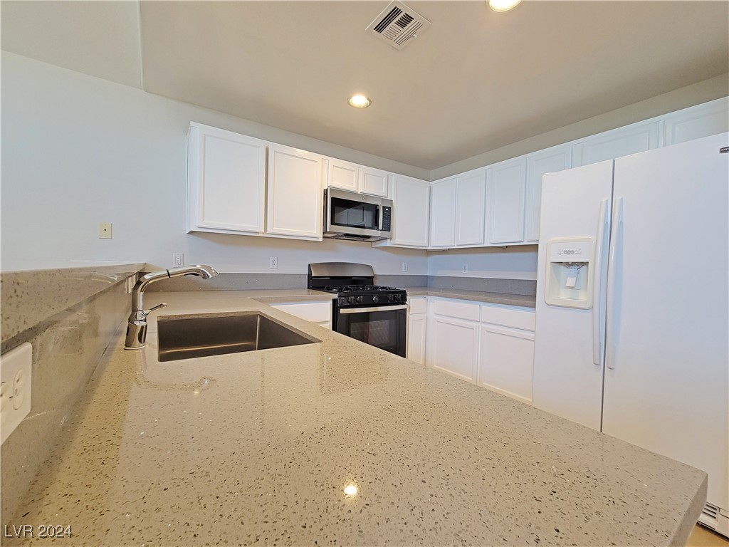 9180 Red Currant Avenue