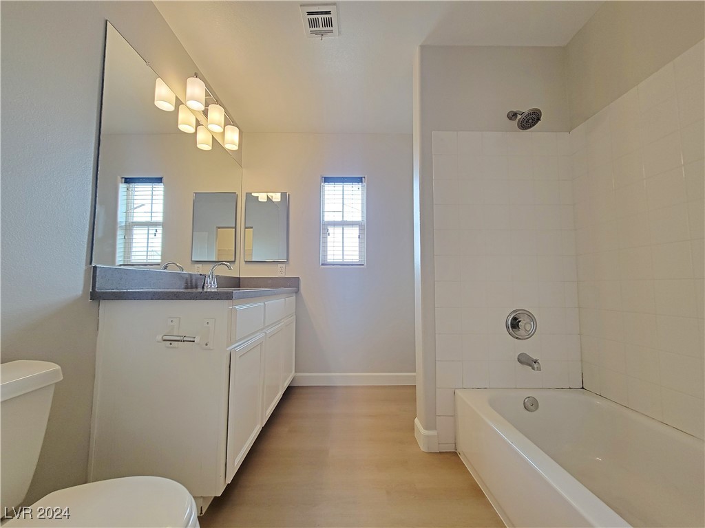 9180 Red Currant Avenue