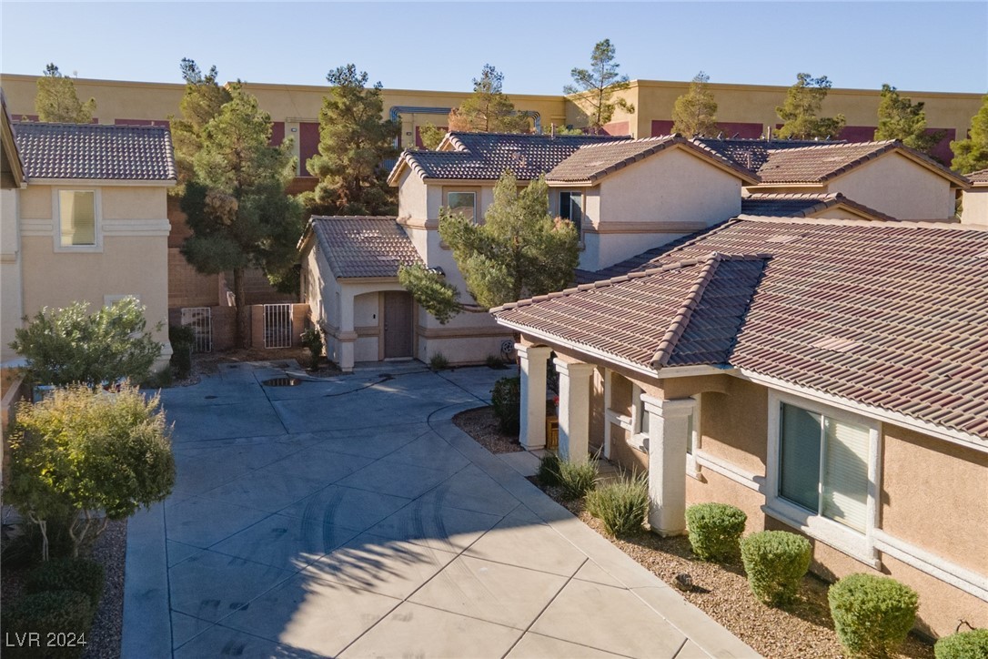 1477 Summer Glow Avenue