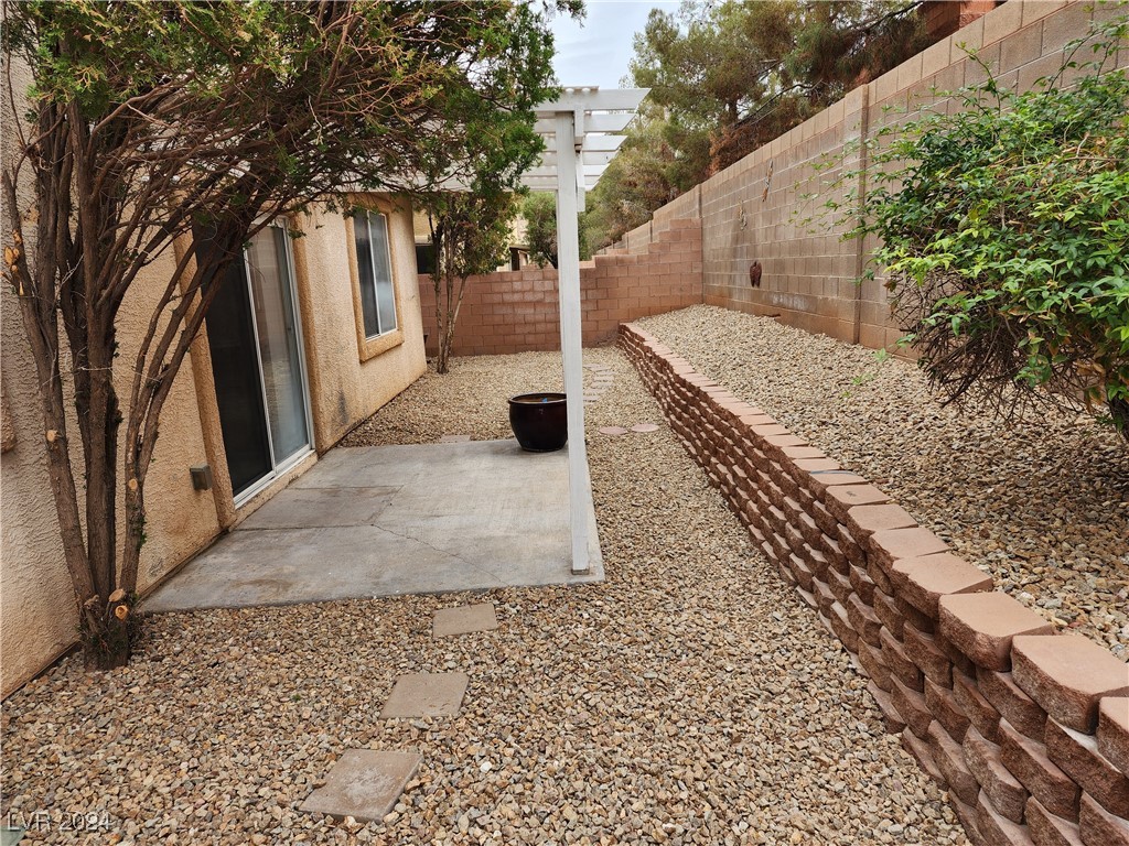 1477 Summer Glow Avenue