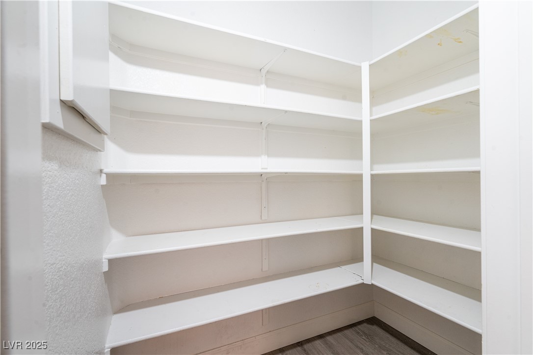 6641 Hurkling Stone Avenue