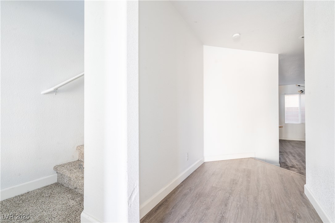 6641 Hurkling Stone Avenue