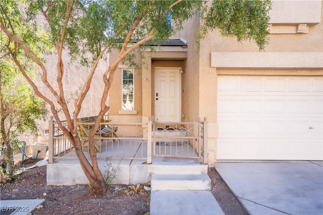 6641 Hurkling Stone Avenue