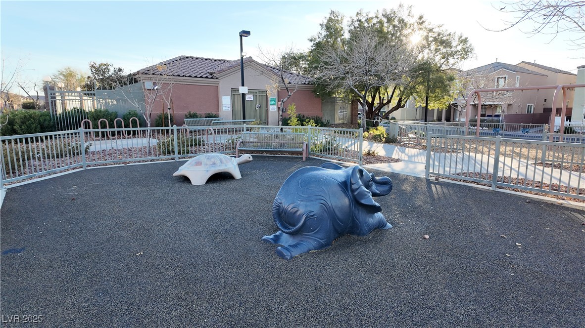 6641 Hurkling Stone Avenue