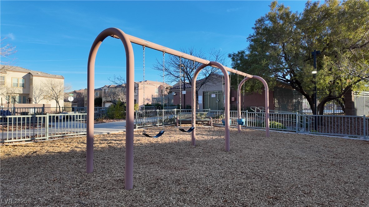 6641 Hurkling Stone Avenue