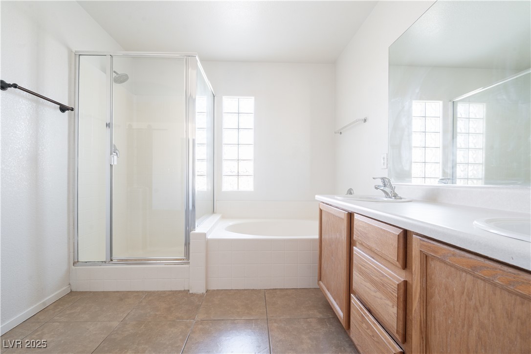 6641 Hurkling Stone Avenue