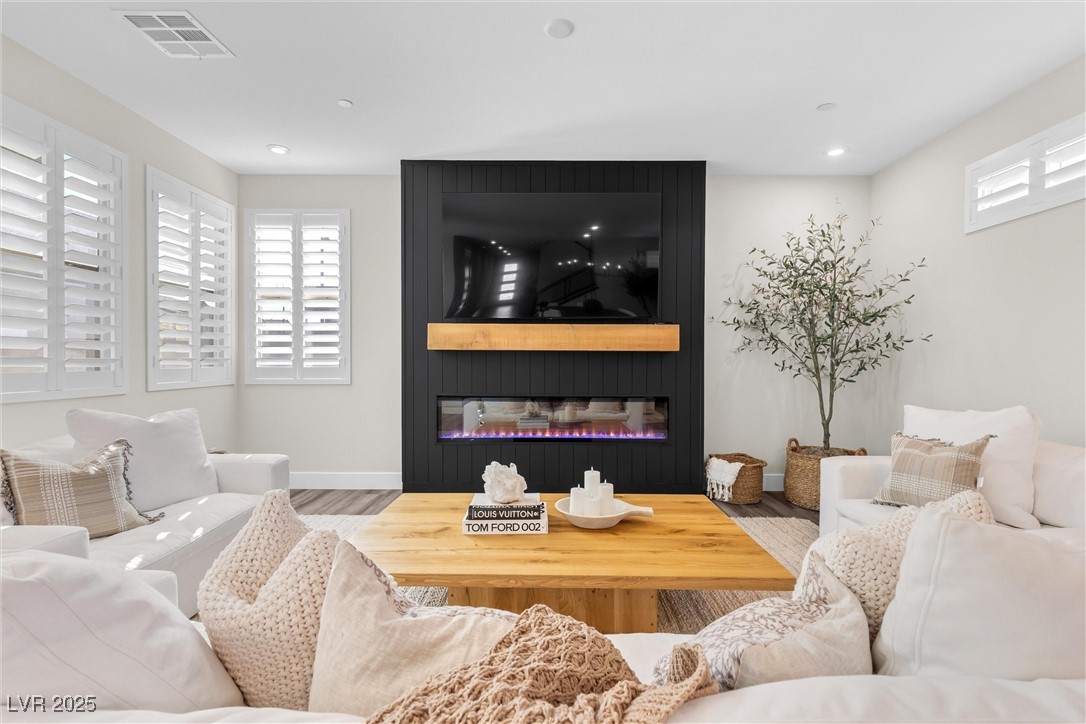 2493 Verdello Street