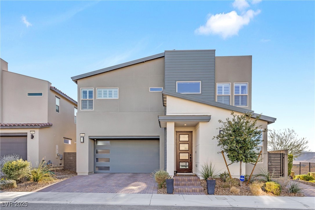 2493 Verdello Street