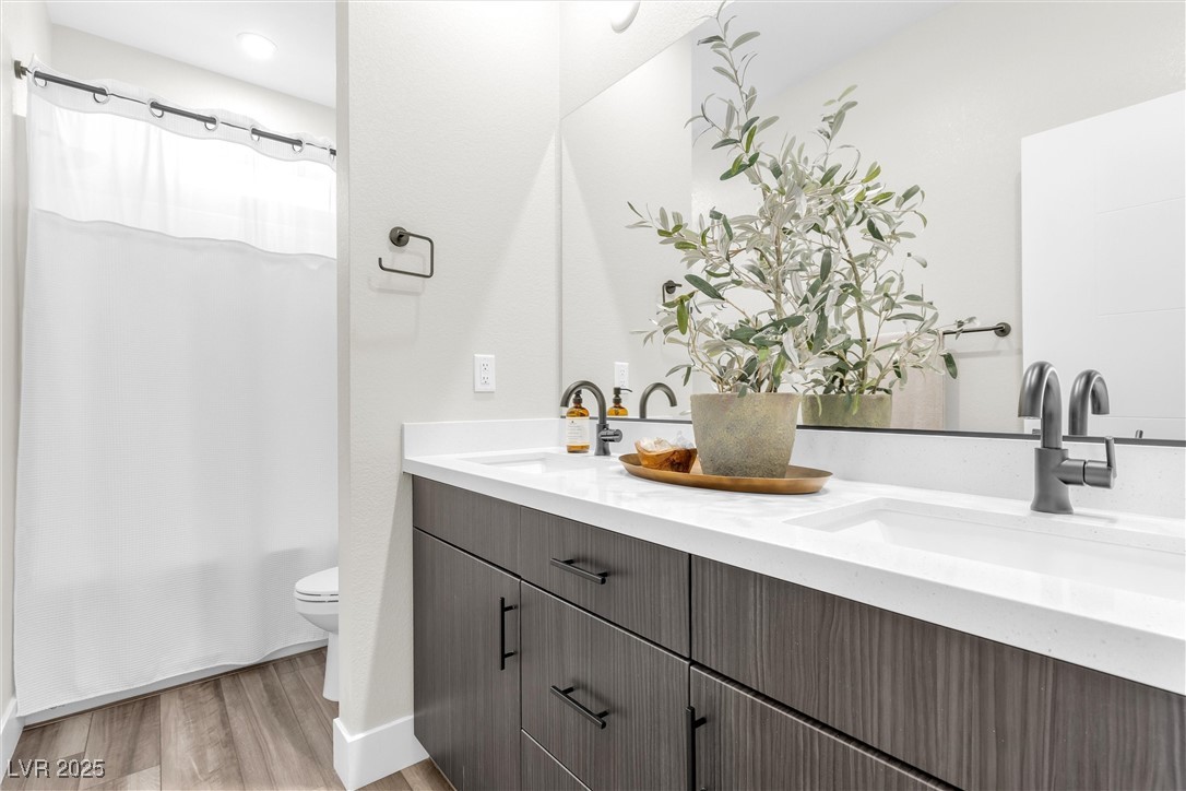 2493 Verdello Street