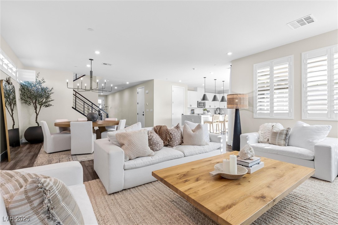 2493 Verdello Street